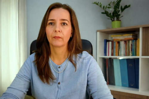 andrea-konti-consilier-în-aromaterapie